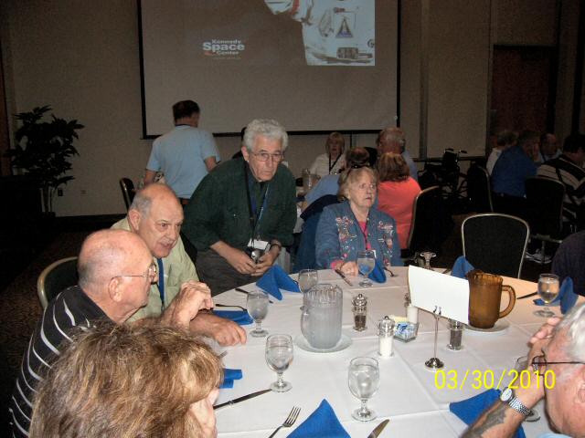 2010_vw_1_reunion_096_tn