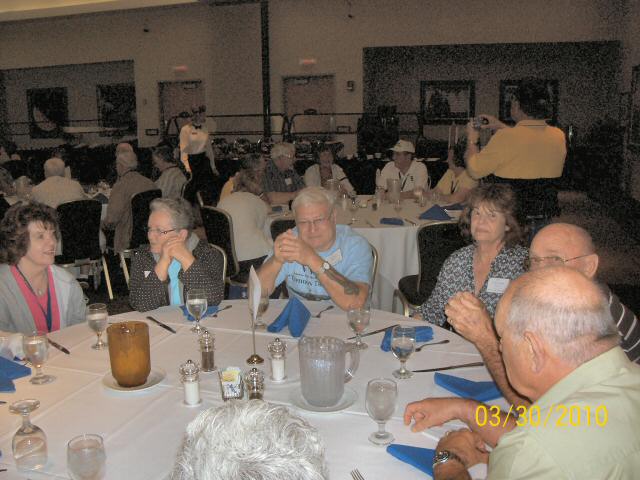 2010_vw_1_reunion_098_tn