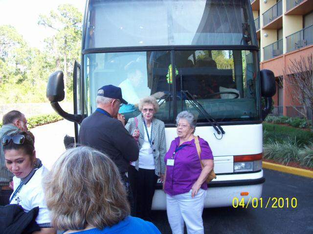 2010_vw_1_reunion_162_tn